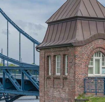 Die Kaiser-Wilhelm-Brücke in Wilhelmshaven