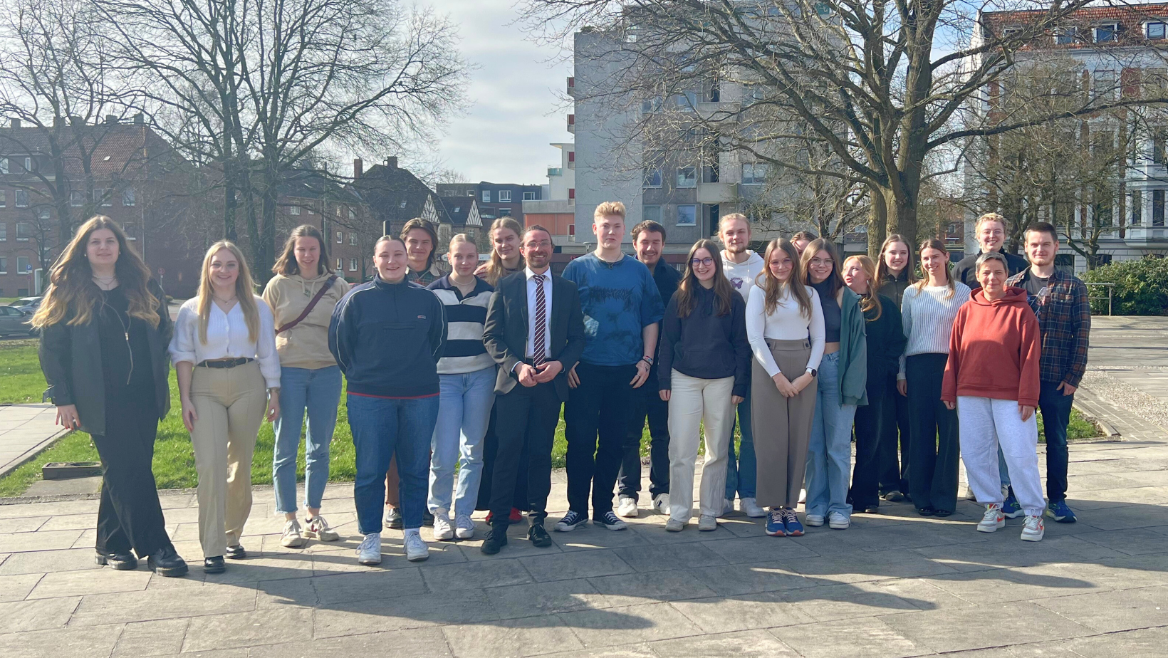 Gruppenfoto von Menschen von der GPS.