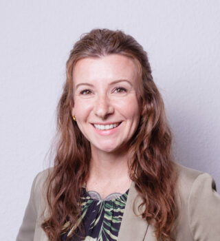 Eine Frau namens Wiebke Roprecht. Sie führt die GPS Abteilung "Systemische Organisationsentwicklung".