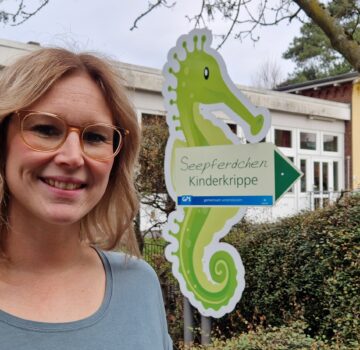 Eine junge GPS Mitarbeiterin namens Vanessa Heins. Sie ist die neue Leiterin des Kita Seepferdchens bei der GPS.